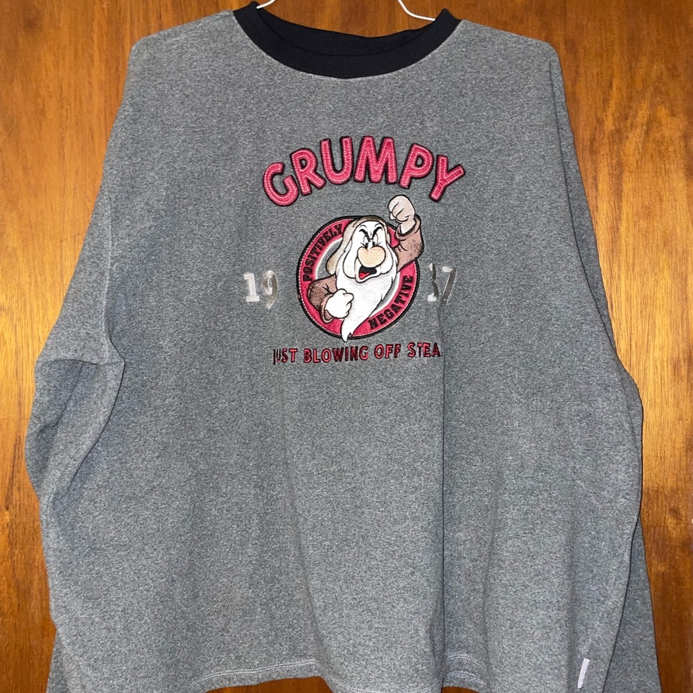 Vintage Disney Grumpy Black and Gray Sweatshirt
